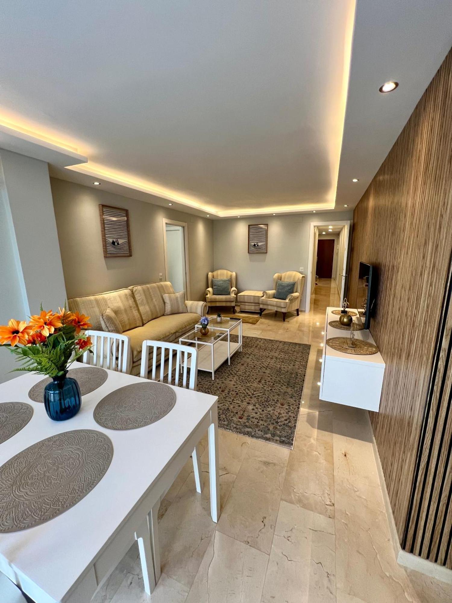 Apartamentos Prestige Suites Malaga IV 外观 照片