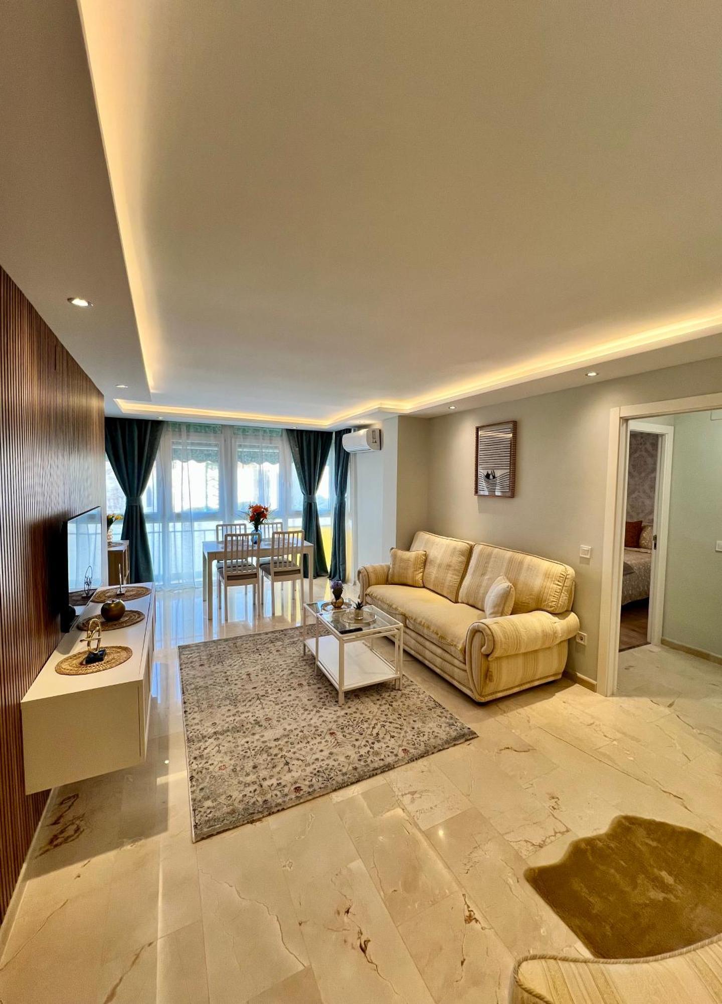 Apartamentos Prestige Suites Malaga IV 外观 照片