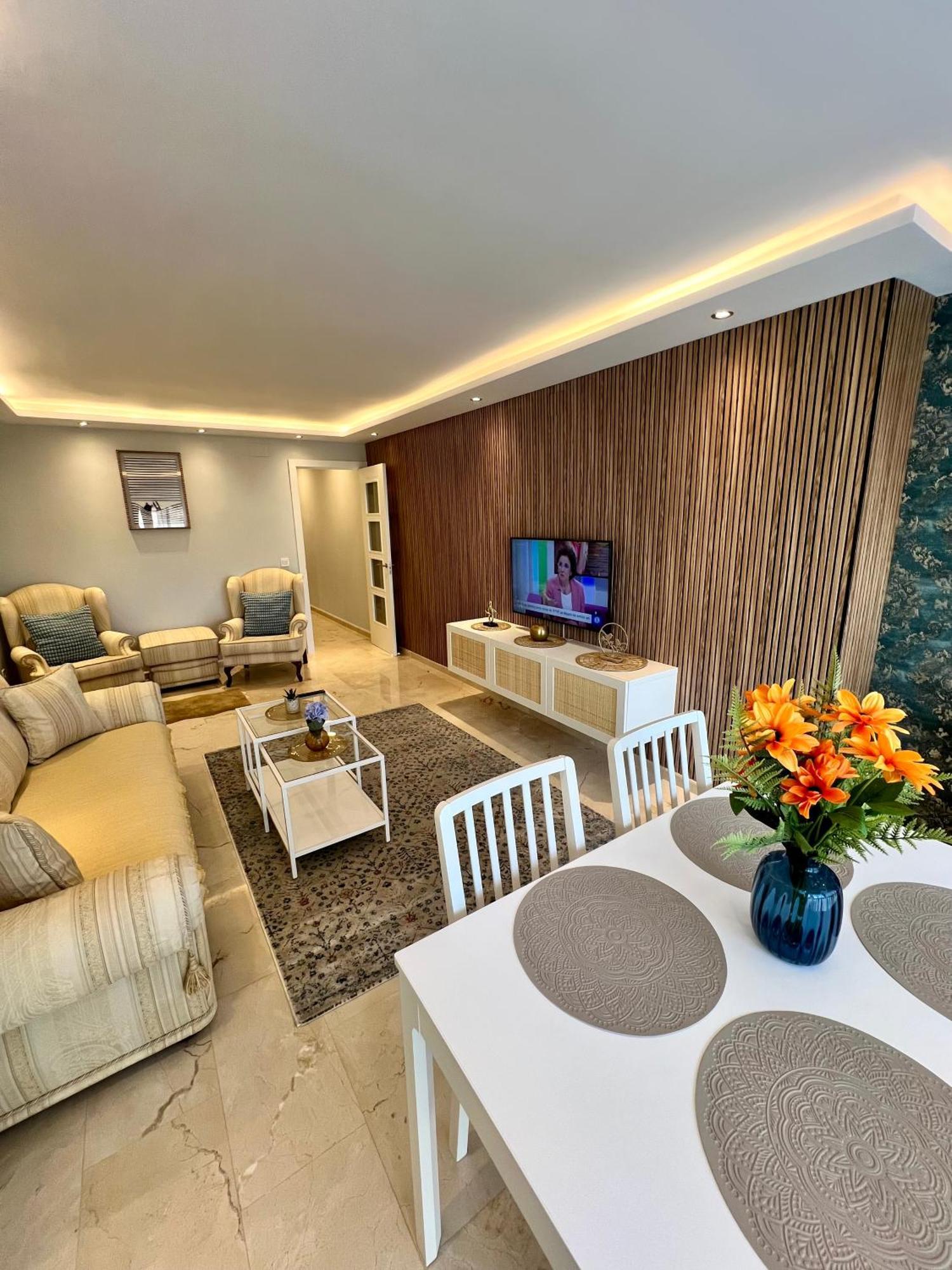 Apartamentos Prestige Suites Malaga IV 外观 照片