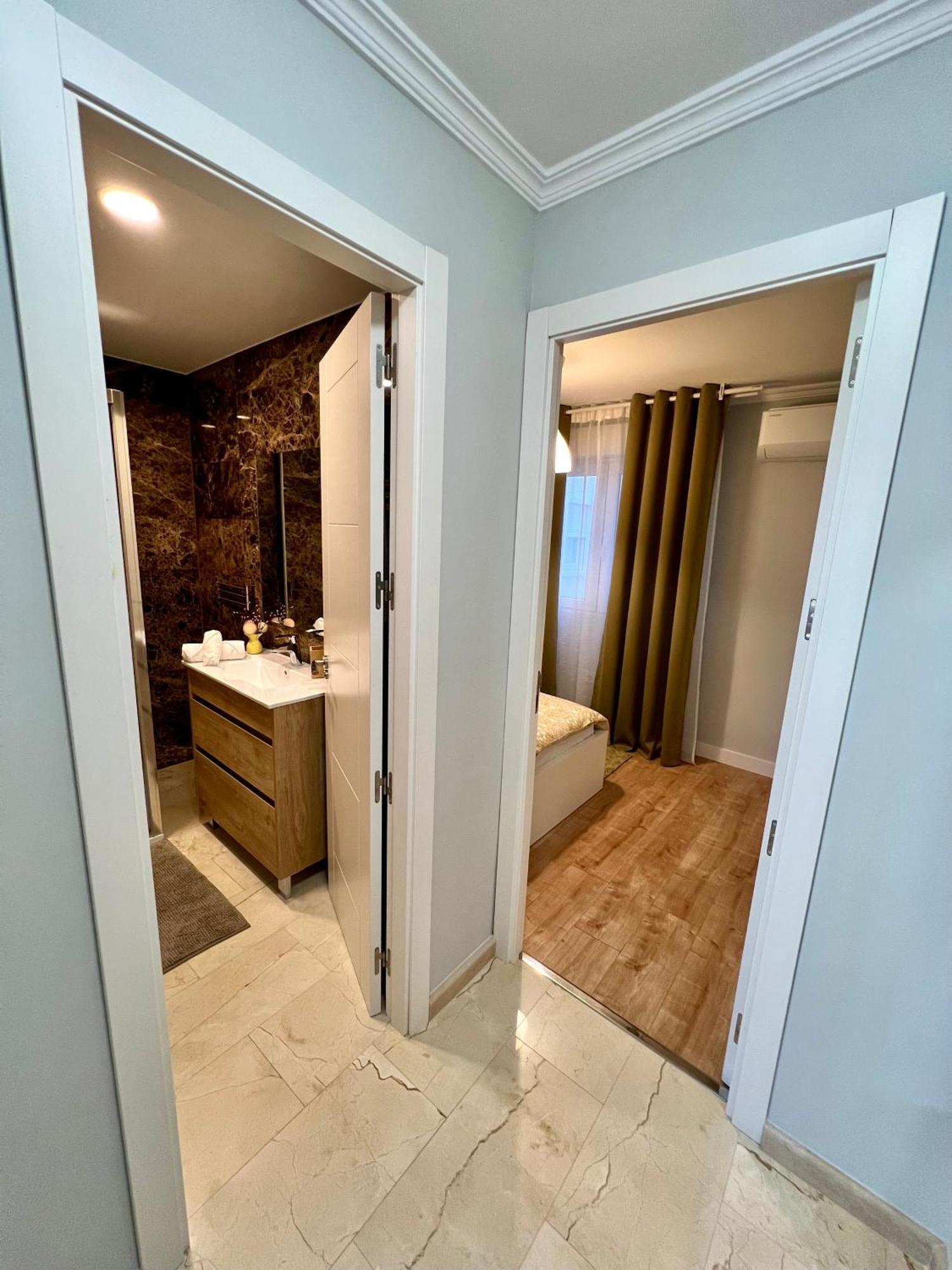 Apartamentos Prestige Suites Malaga IV 外观 照片