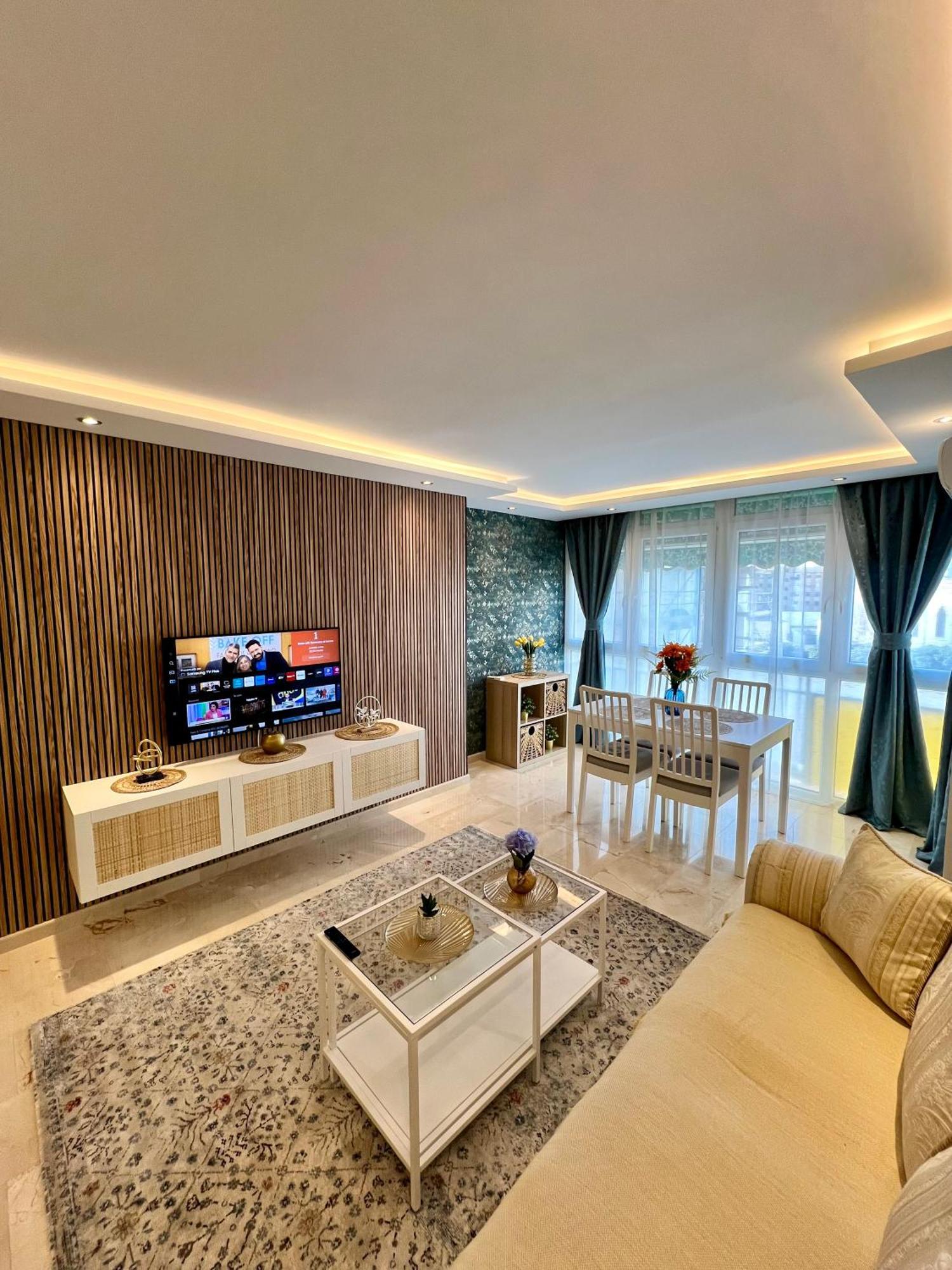 Apartamentos Prestige Suites Malaga IV 外观 照片